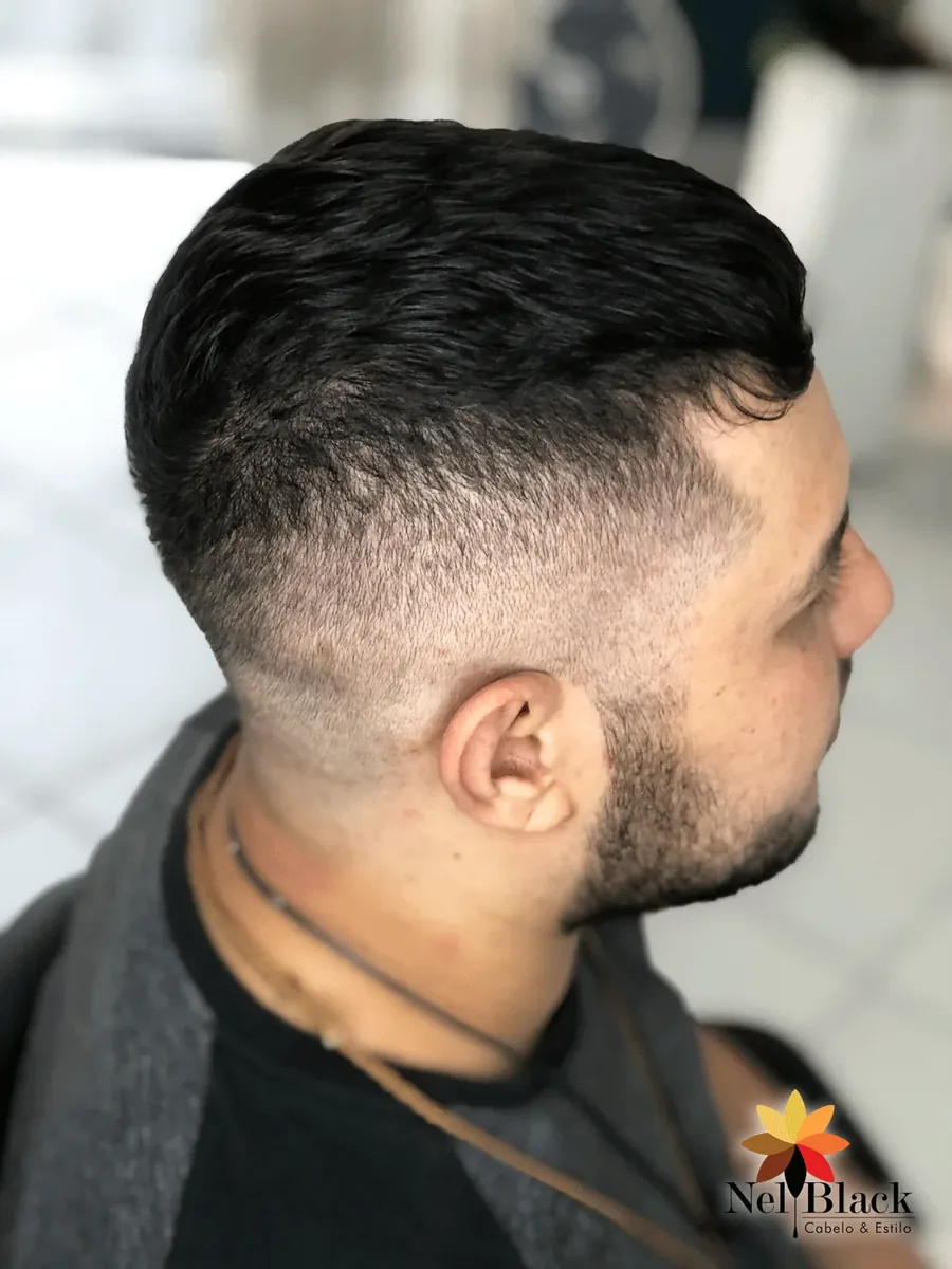 Corte masculino ou barba feitos no Nelblack