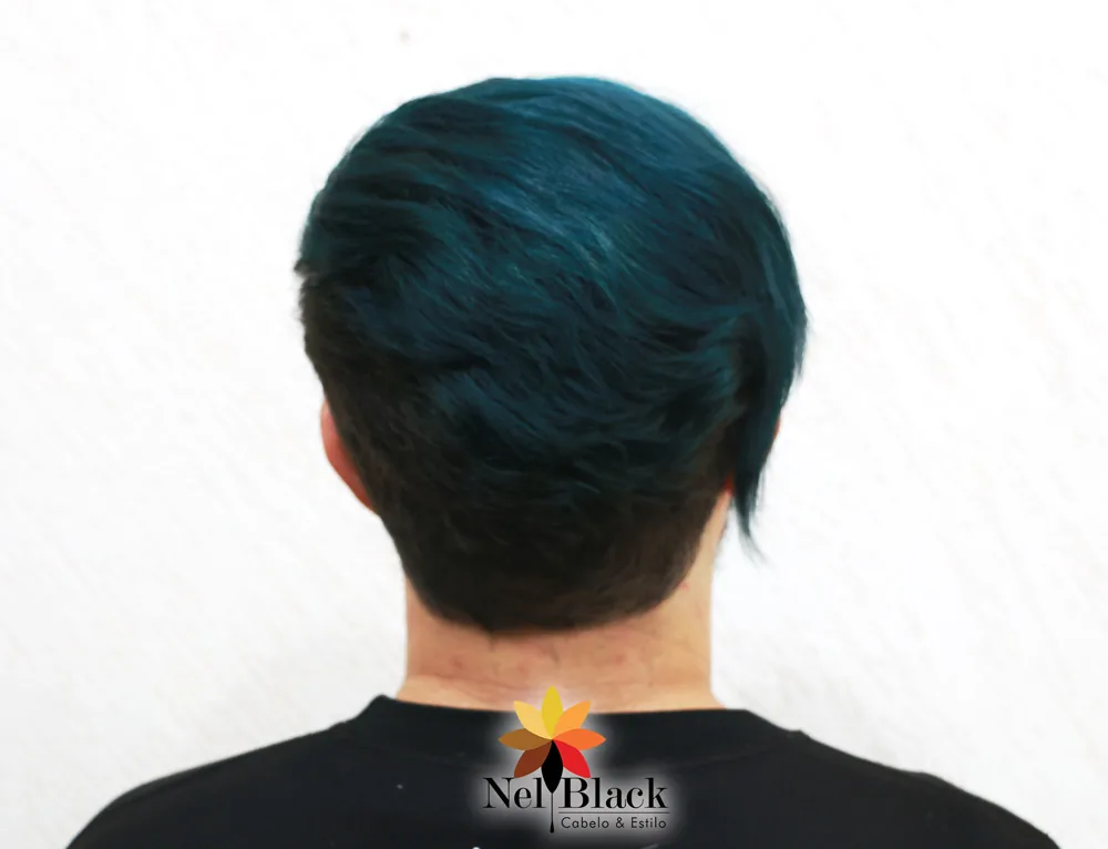 Corte masculino ou barba feitos no Nelblack