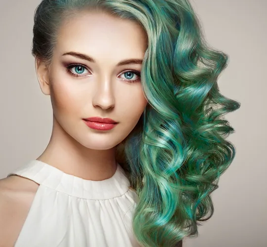 Coloração ou mechas executadas no Nelblack