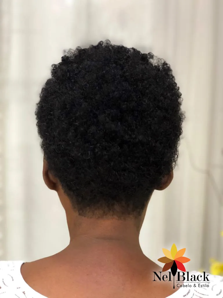 Corte feminino executado no Nelblack