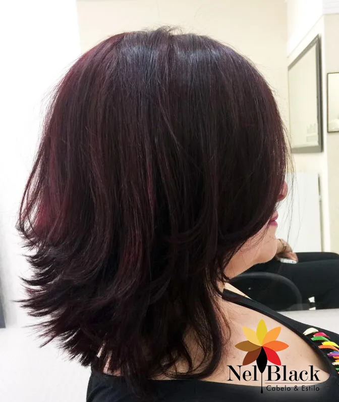 Corte feminino executado no Nelblack